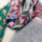 Seidenschal, Botanic Spirit – grüner Seidenschal mit kunstvollen Mustern