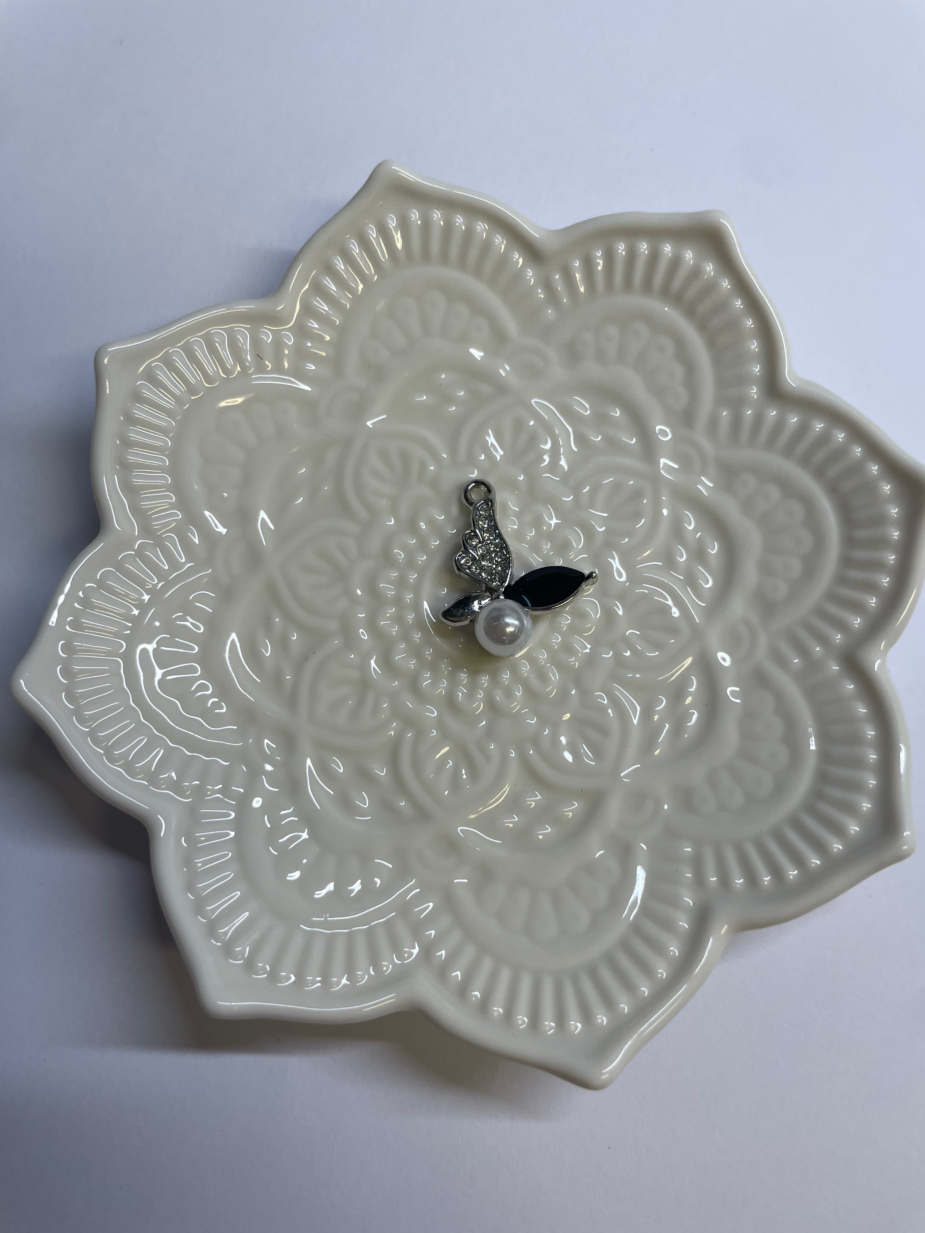 Berlock ”svart fjäril”