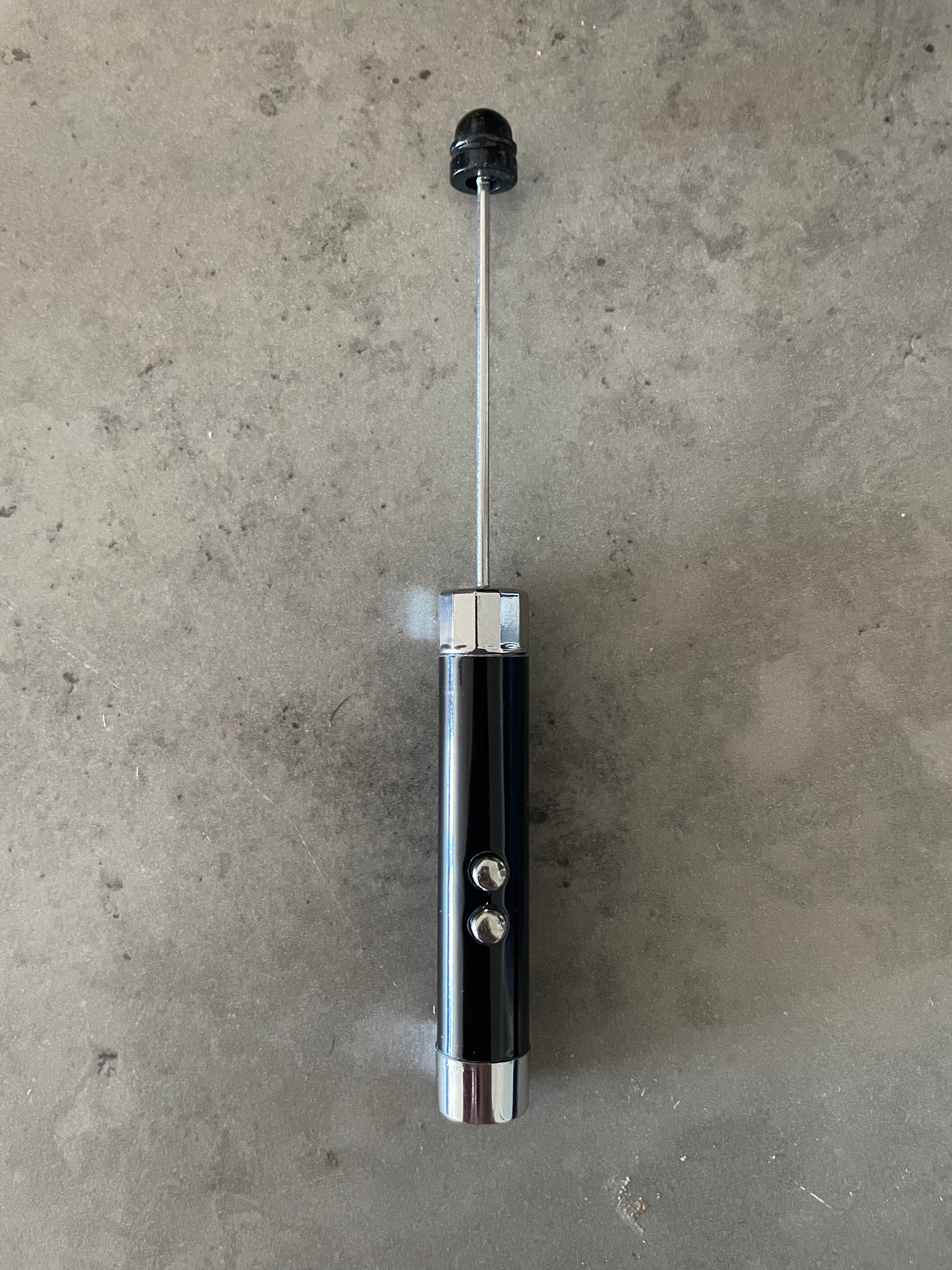 Pärlbar ficklampa svart 