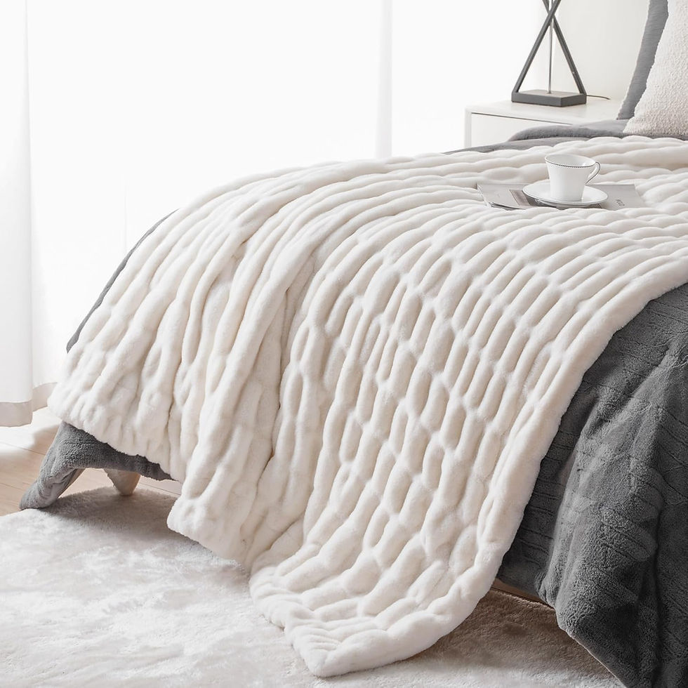 Thumbnail: Cream Faux Fur Throw Blanket, Double Side Ruched Rabbit Fur Blanket for Couch, 