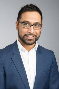 Headshot corporate photography dubai