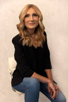 Katharine Chernyak Seated