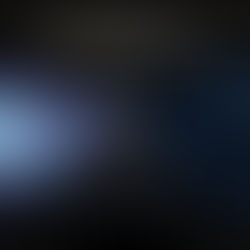 3D-Visualisierung zu Yoga Sutra 1.38: Zwei Gehirnprofile im Vergleich (REM-Traumchaos vs. Delta-Tiefschlafstille) zur Regulierung des unruhigen Geistes durch Meditation, mit Vagusnerv-Darstellung und medizinischer Grafik.