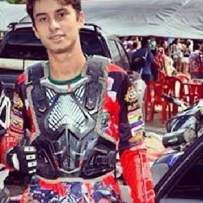 UM ANJO CHAMADO ARTHUR