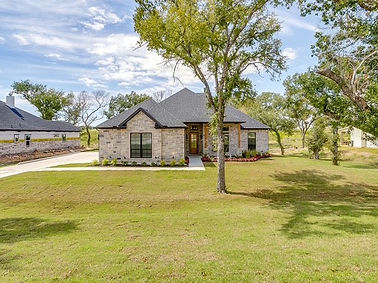 336 Slimp Bluff - Exterior.jpg