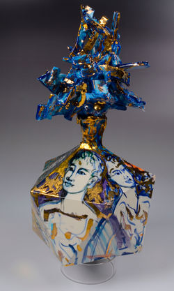 five face vase 12 