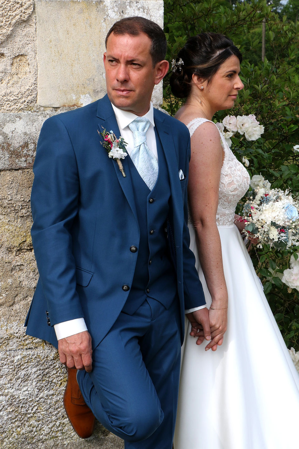 Un couple de mariés