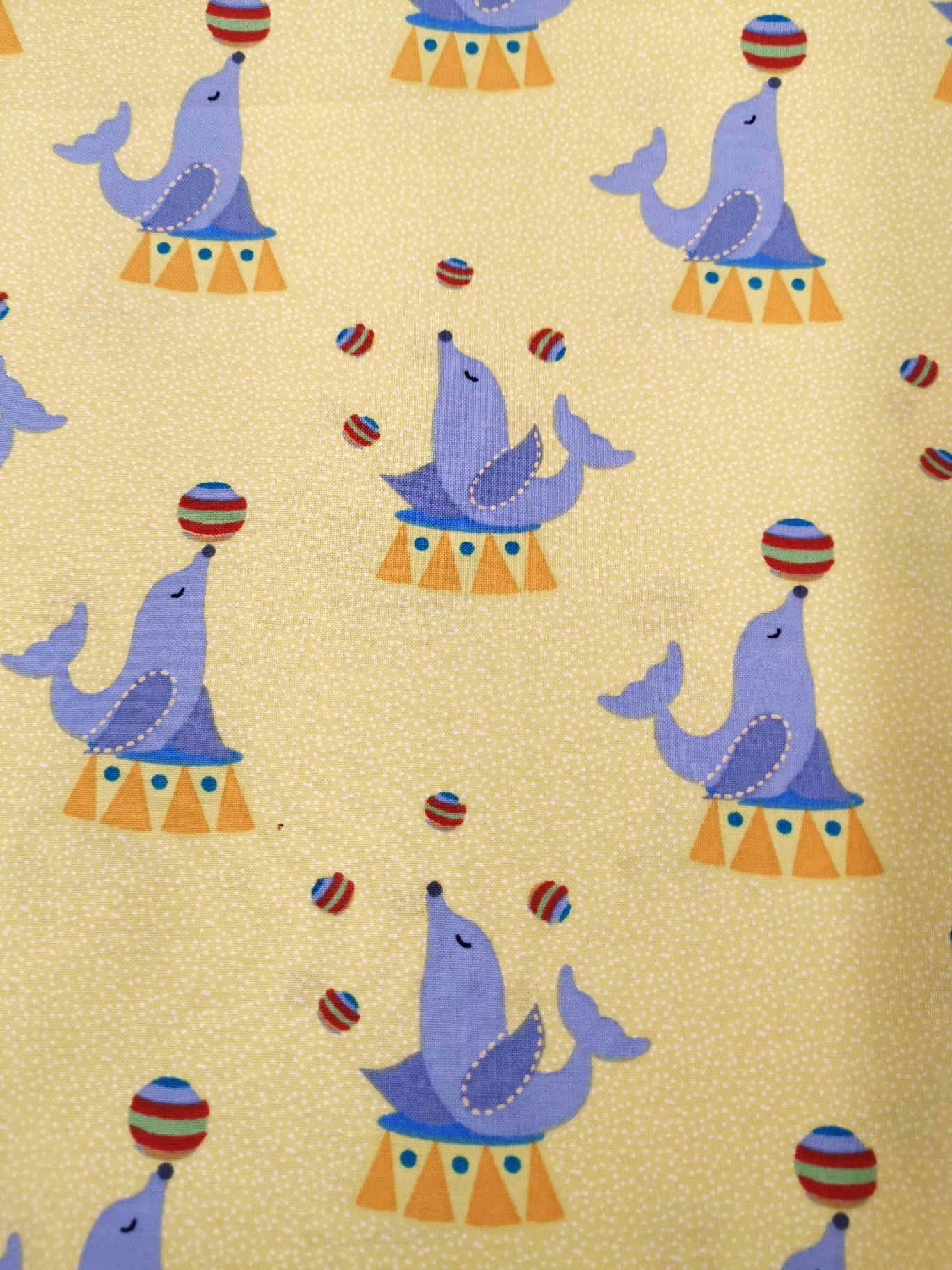 Woven Cotton - Small Dot And Circus Seal Print - Yellow And Multi