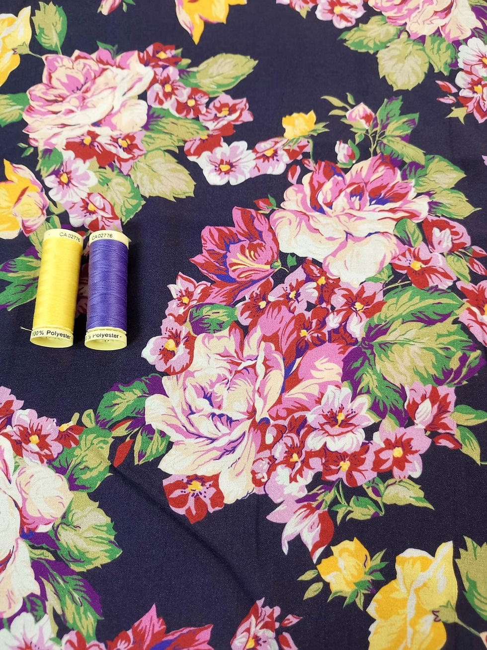 Thumbnail: Woven Viscose  - Lenzing Ecovero - Large Floral Print - Pale Plum And Multi