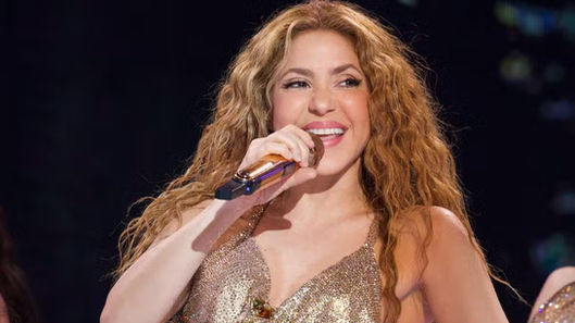 2 milhões na areia, bilhões na tela: o verdadeiro impacto do show de Shakira no Rio