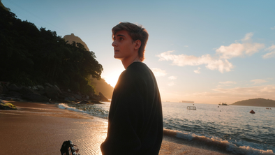 Ansiedade, insônia e autoconhecimento inspiram o novo projeto de Sam Sabbá