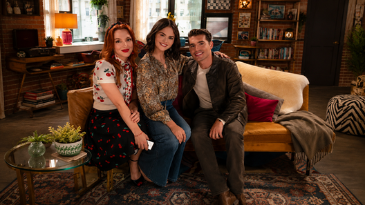 Depois de quase 20 anos, a magia da família Russo se aproxima do fim com a última temporada de "Os Feiticeiros Além de Waverly Place"