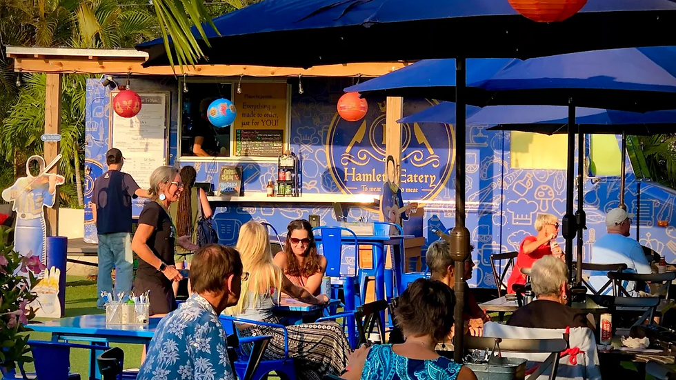 Hamlet's Eatery Outdoor Food Court