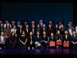 10th anniversary group photo