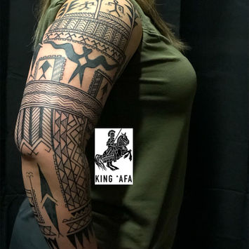 Chamorro U.S. Army client from Guam wearing a full Micronesian tattoo sleeve by King ‘Afa, completed in 2021 in Los Angeles to honor her heritage.

kingafa polynesian tattoo artist los angeles Guam Micronesian tattoo Chamorro Micronesian tattoo

Chamorro tattoo Guam

Micronesian sleeve tattoo

King Afa Micronesian tattoo

Polynesian and Micronesian tattoo fusion

Tattoo artist for Guam clients

Micronesian tattoo Dallas Texas

U.S. Army Polynesian tattoo

Chamorro arm tattoo for women

Micronesian tattoo revival

Tattoo honoring Chamorro heritage

Micronesian tattoo artist in Los Angeles

Traditional tattoo CNMI Guam