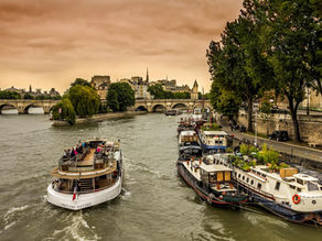 Team Building Activities in Paris: How One American Client Turned a Seminar into a Team Building & Sightseeing Day
