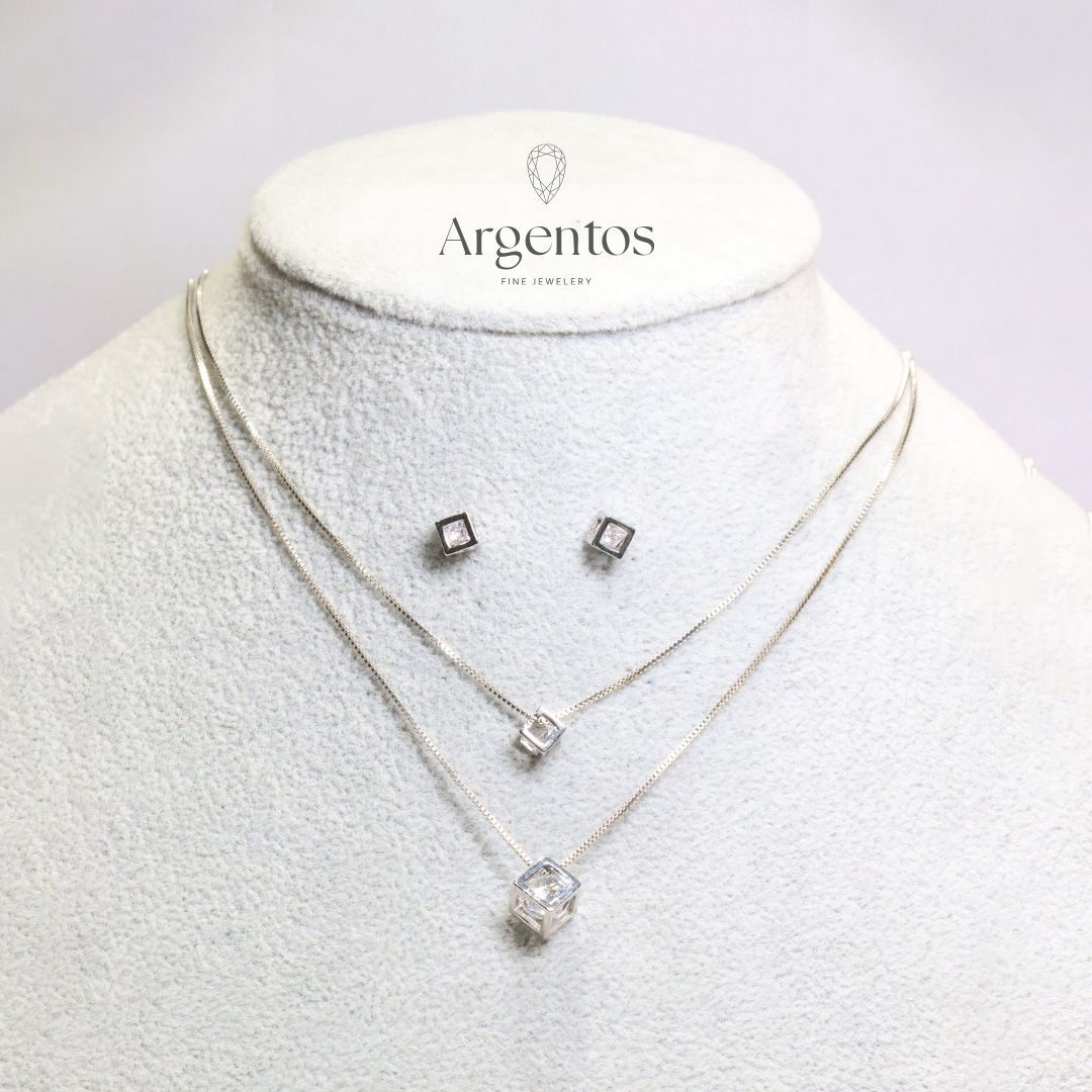 Juego Argento Divino “Plata divina” — pureza y realeza