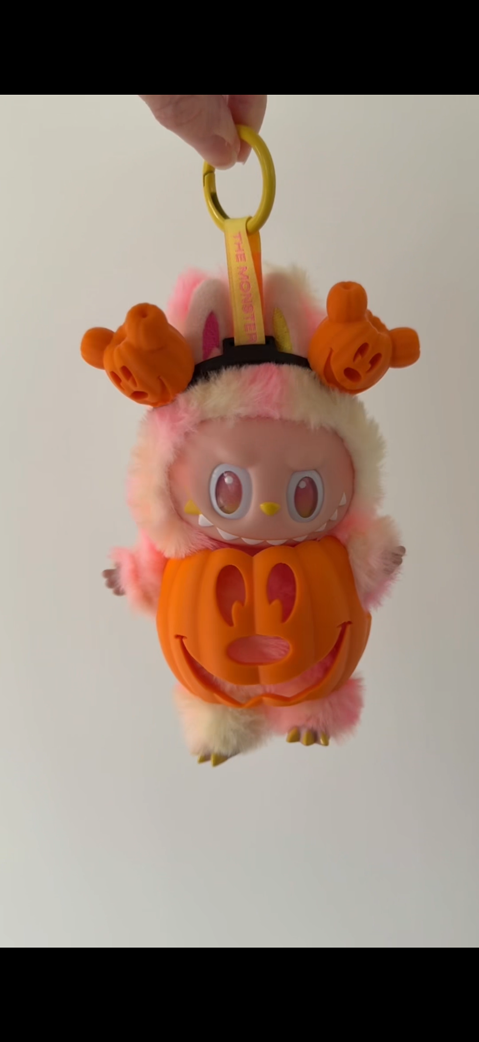 Thumbnail: 3D Printed Labubu Pumpkin Costume