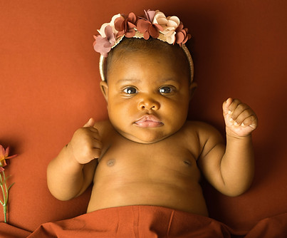 newborn-photographer-studio-smyrna 13.jpeg