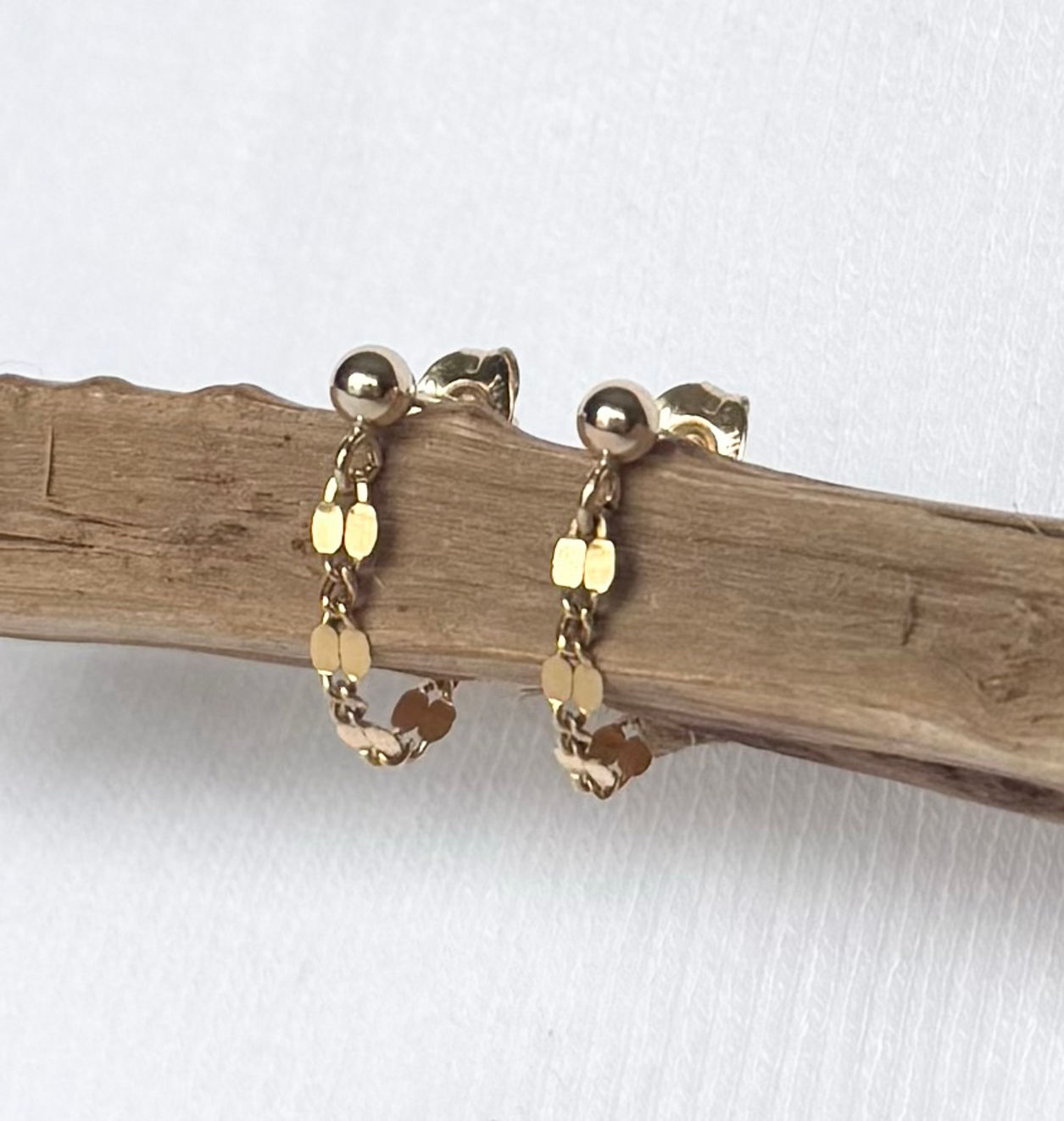 Columbia chain hoops 