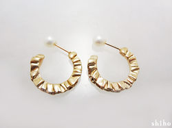 frill hoop pierce (gd)