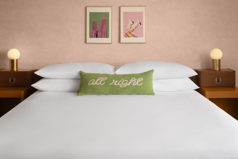 br-ausbr-king-tight-shot-w-b-26454-31413_Classic-Hor