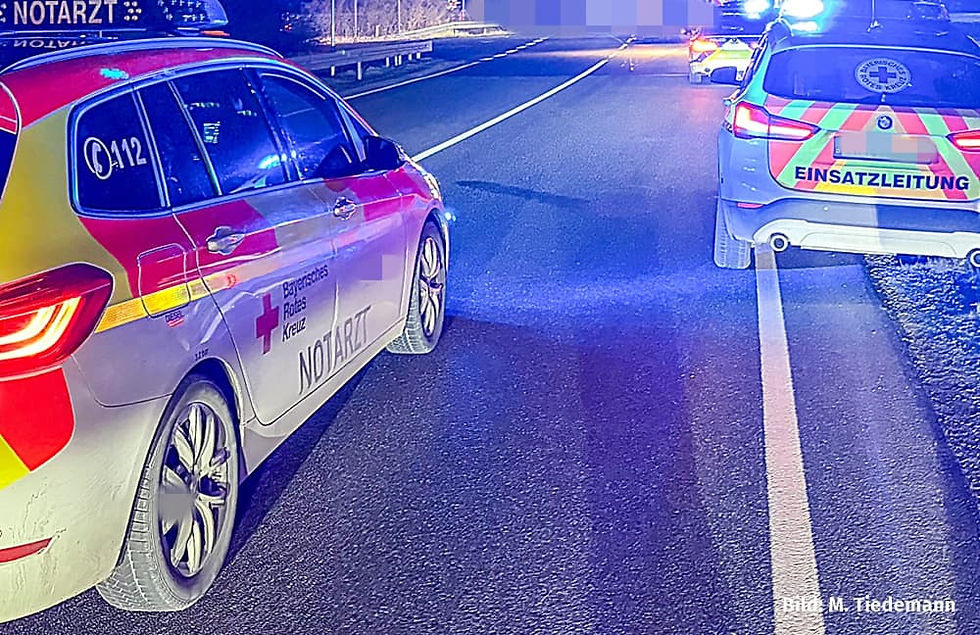 Polizei Sulzbach-Rosenberg: Doppel-Crash - Bikerin und Autofahrer verletzt