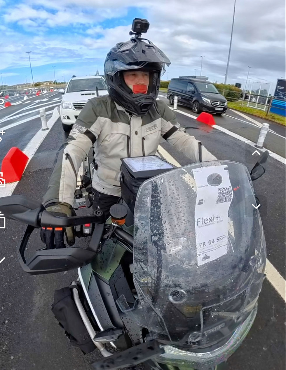 Sandstorm 4H Tank Bag