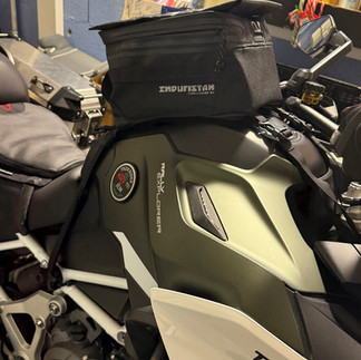 Sandstorm 4H Tank Bag