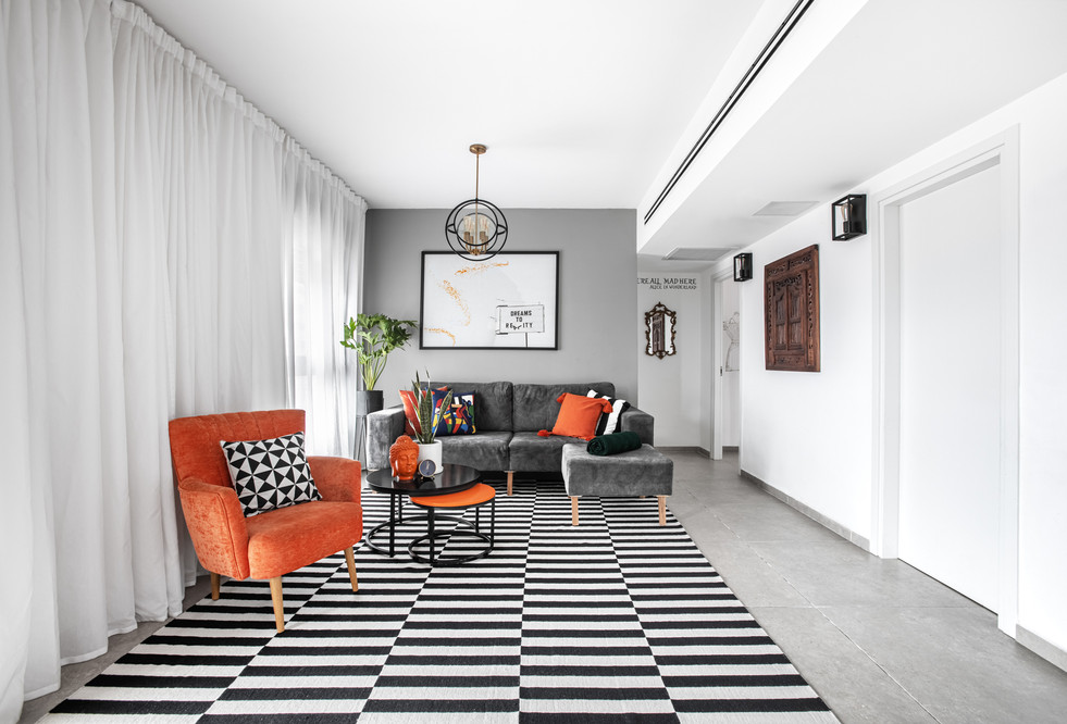 צילום הסלון מכיוון המטבח