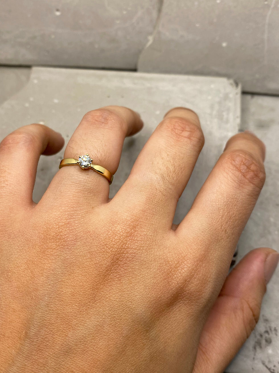 Aliança Solitário Julia 15 pontos