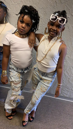 349118746_222140863889324_8147756856408316571_n