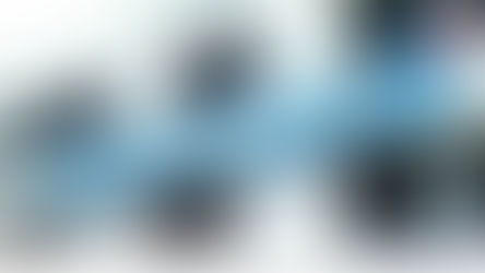 लातूरच्या आयकॉन रुग्णालयाचा बेजबाबदारपणा; टाकाऊ साहित्य टाकले उघड्यावरच...