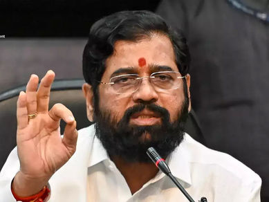 कोणत्याही परिस्थितीत शिक्षक-कर्मचाऱ्यांना जुनी पेन्शन लागू करणार; मुख्यमंत्री एकनाथ शिंदे...