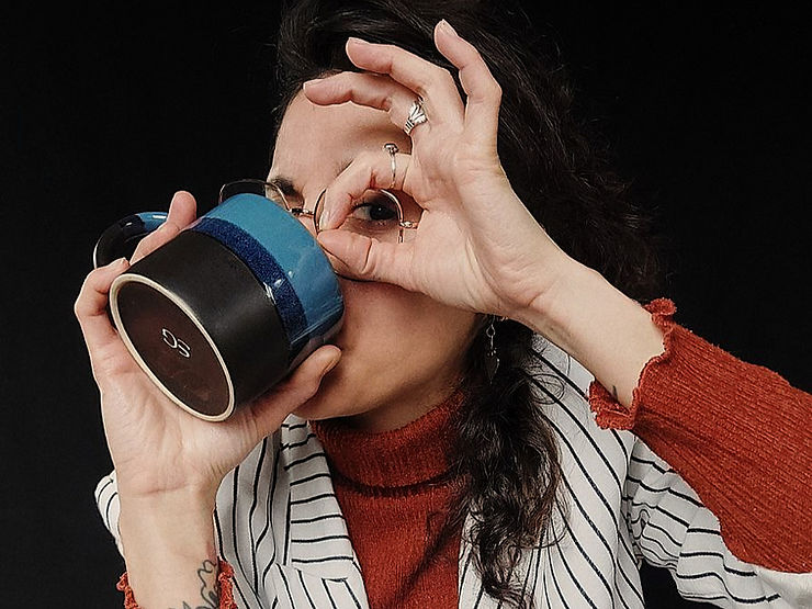 Photo de Sam'inspire par Sam Estrella pour illustrer l'article "Instagram pour les lieux hybrides : ce qui fonctionne vraiment en 2026".