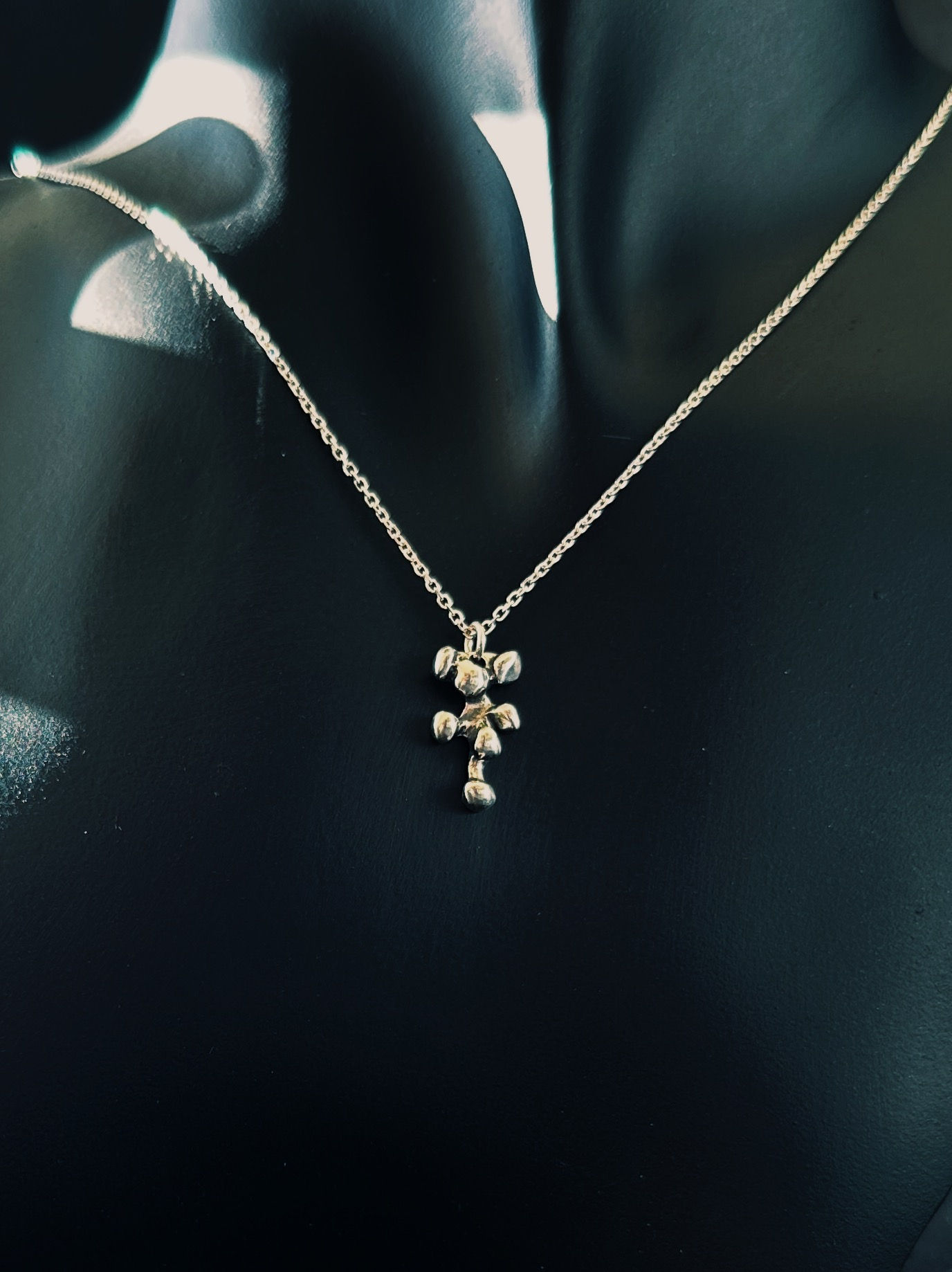 H7O necklace 