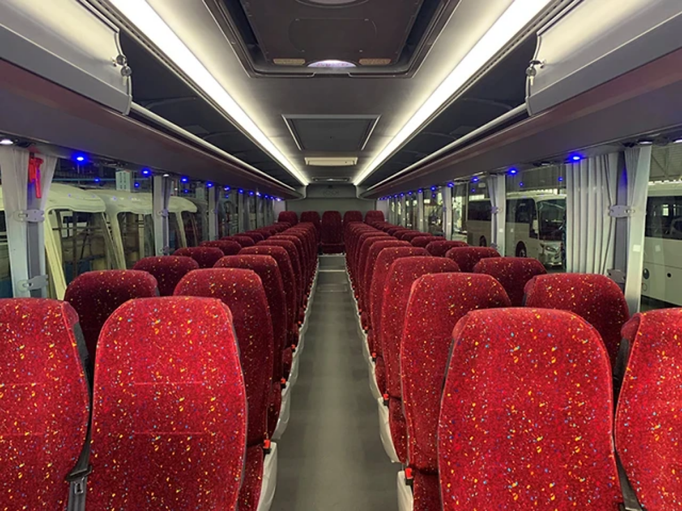Thumbnail: Automatic 65 Seaters Luxury RHD Coach Bus Hot-Selling 14m 65+1 Seats Tour Bus
