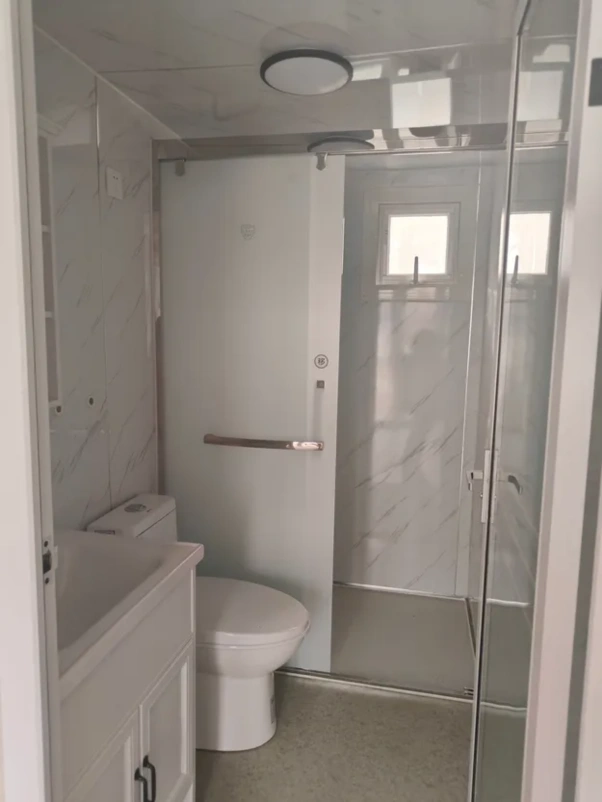 Thumbnail: Foldable, expandable 2-3 rooms portable tiny house of 20ft