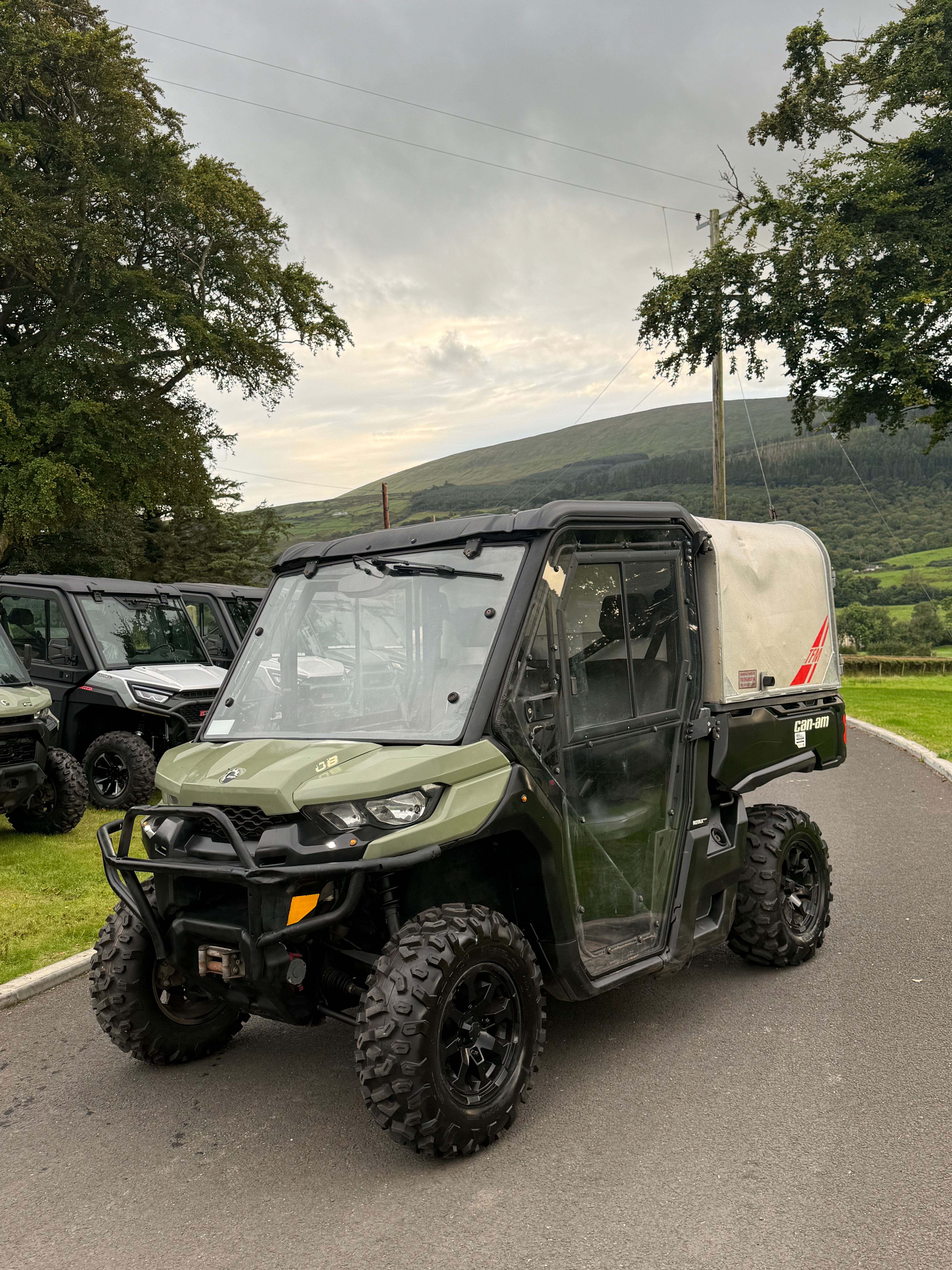 2019 can am traxter HD8