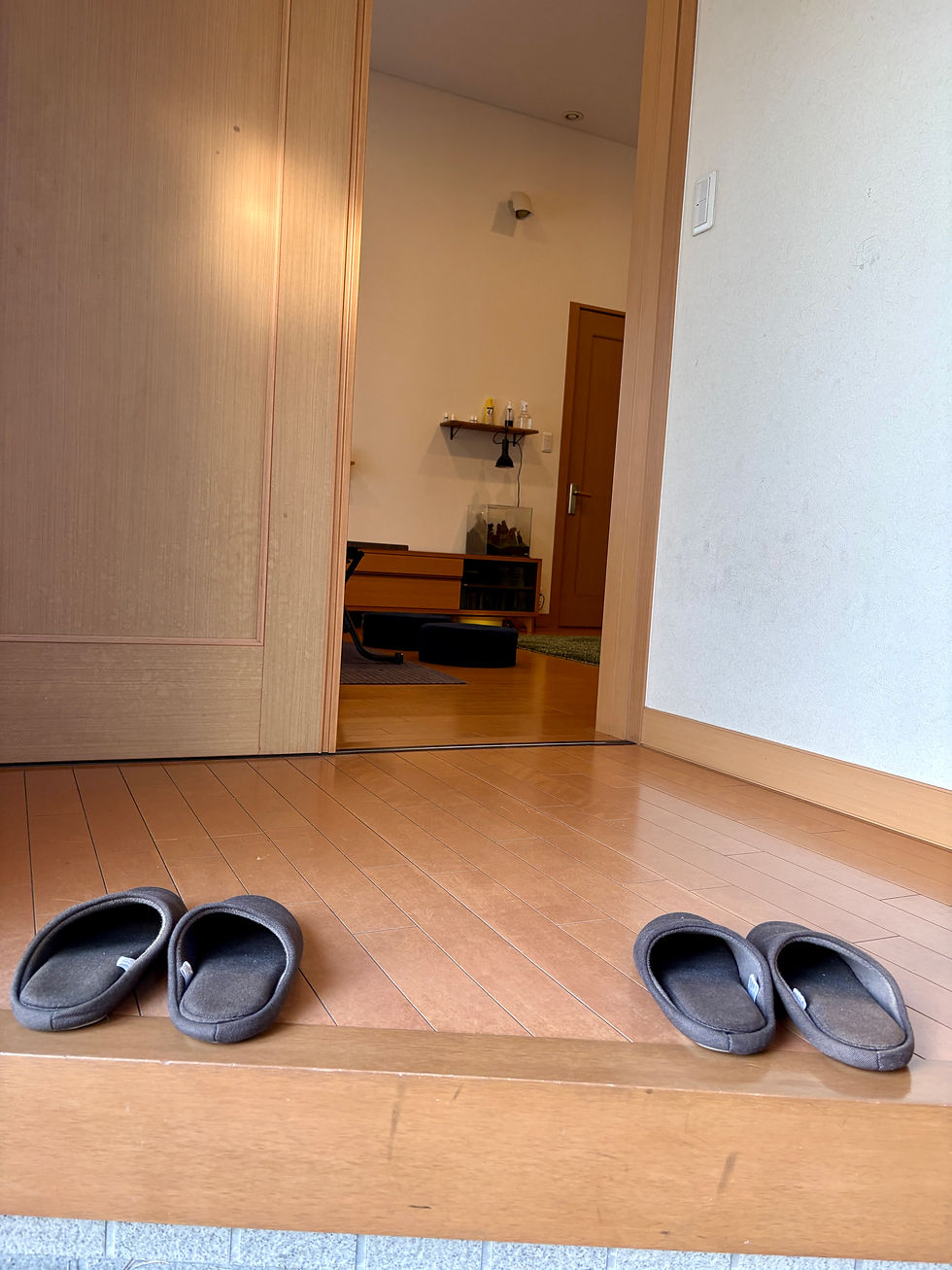 玄関ホールから待合