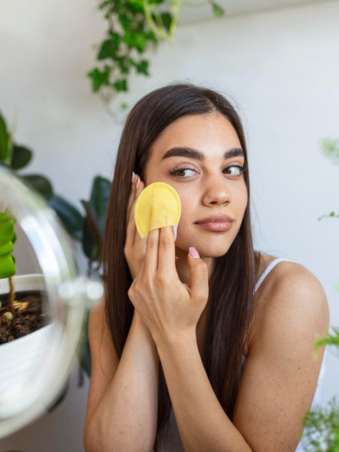 Daily Skin Hygiene Without Harsh Chemicals