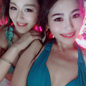 ホテルニューオオタニのナイトプール