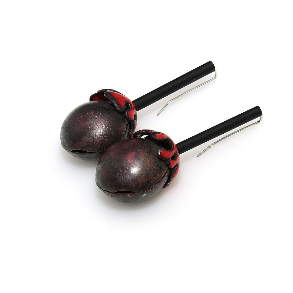 Cercei cu mărgele de cupru oxidat