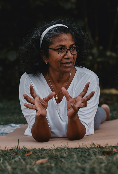Yoga & Massage Kilchberg - Shubashne Story62_edited.jpg