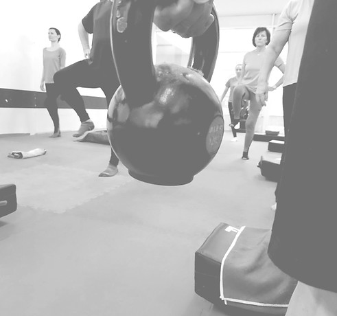 kettlebell_edited_edited.jpg