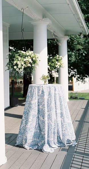 Outdoor veranda at a New England wedding venue