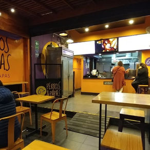 POINT: LAS MEJORES Y CONTUNDENTES SALCHIPAPERIAS EN LIMA