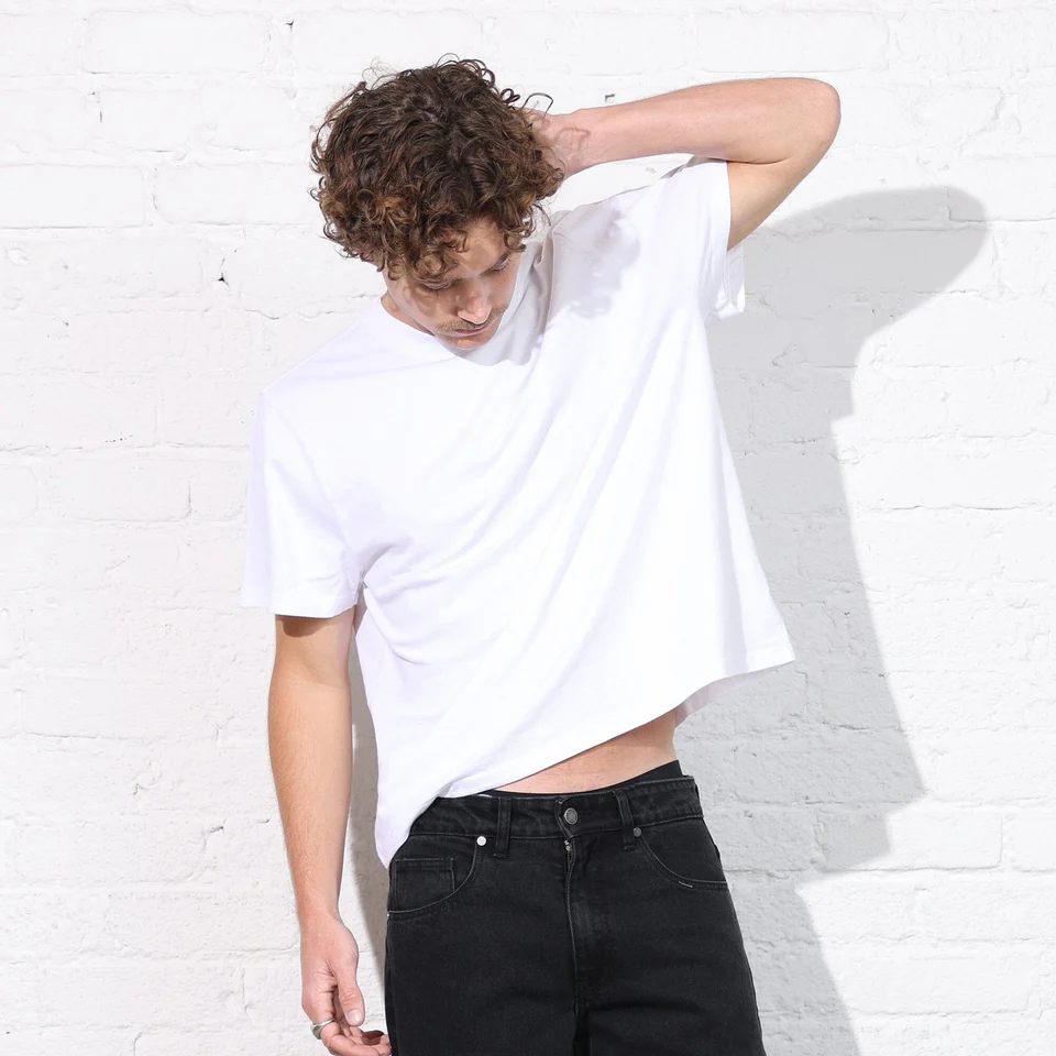 pool house new york raw indigo denim jeans basic white tea shirt jean jacket