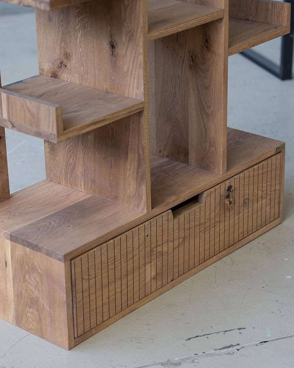 Thumbnail: Avelon Bookshelf
