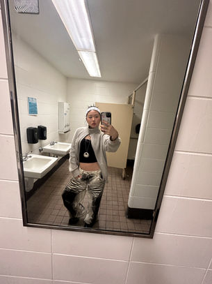 How and Where to Find Your Perfect Baggy Jeans